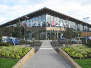 Dobbies Exterior 02 MR